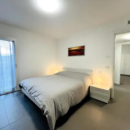 Design Flat Near Ferrari Daire *