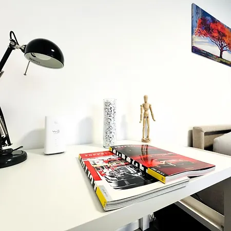 Daire Design Flat Near Ferrari *